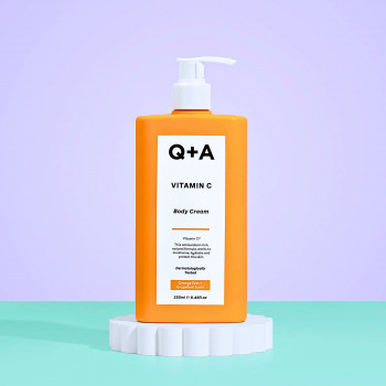 Крем для тіла з вітаміном С Q+A Vitamin C Body Cream 250ml